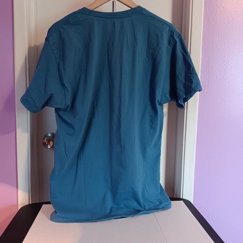 HANES DISNEY CALIFORNIA ADVENTURE WOMEN'S LIGHT BLUE TEE size large - Picture 4 of 4